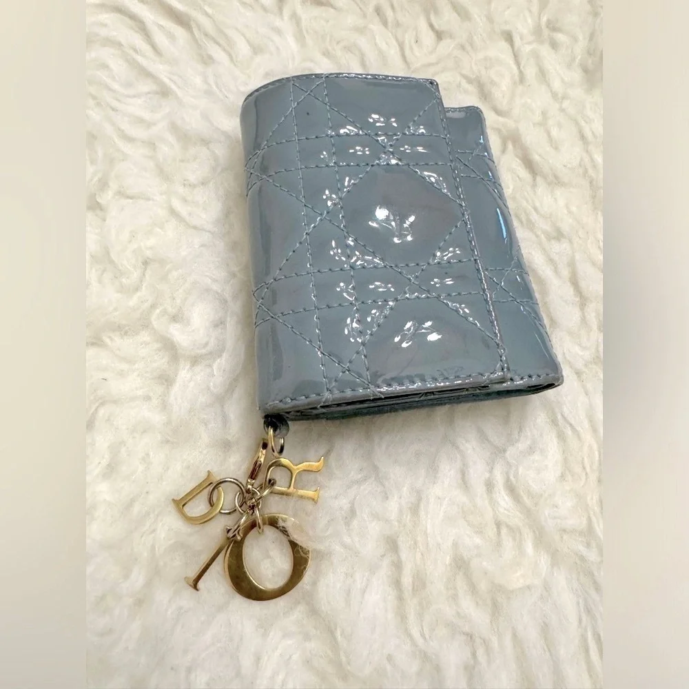 2024 CHRISTIAN DIOR Lotus Wallet Cloud Blue Patent Cannage Calfskin, Authentic